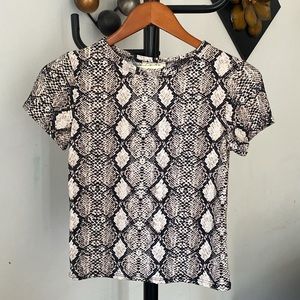 Olivia Rae black and gray snakeskin print dress 

Girls size small New